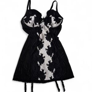 Victorias Secret VS stunning lace floral Lingerie, 34C